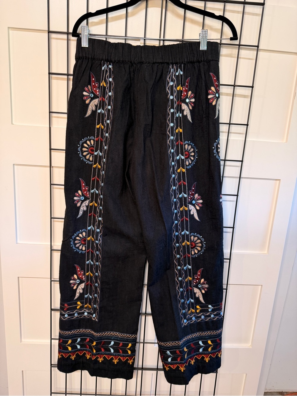 Anthropologie Embroidered Black Wide-Leg Pants - Picture 5 of 6